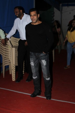 Salman Khan (aka) SalmaanKhaan