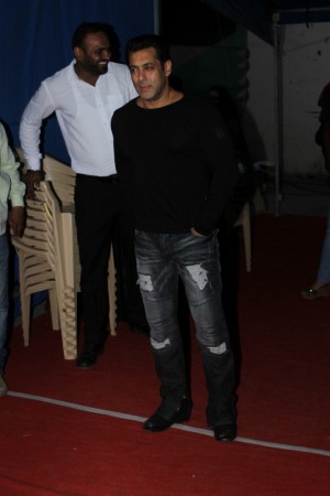 Salman Khan (aka) SalmaanKhaan