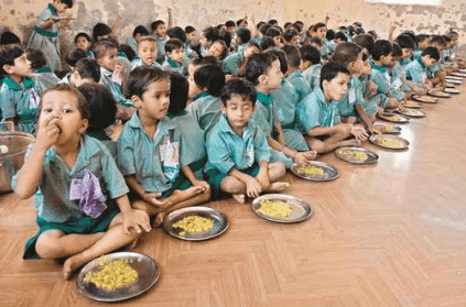 87 students fall sick after eating midday meal with dead lizard