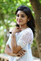 Niveda Thomas (aka) NivedaThomas