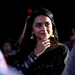 Actresses HD Posters - Tamil actresses HD photos & stills