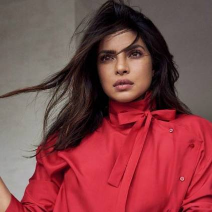 Bollywood actress Priyanka Chopra to have 5 looks for this periodic film?