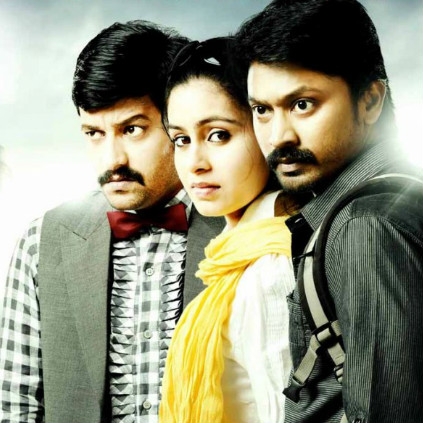 Director Meera Kathiravan clarifies on Vizhithiru release postponement rumours