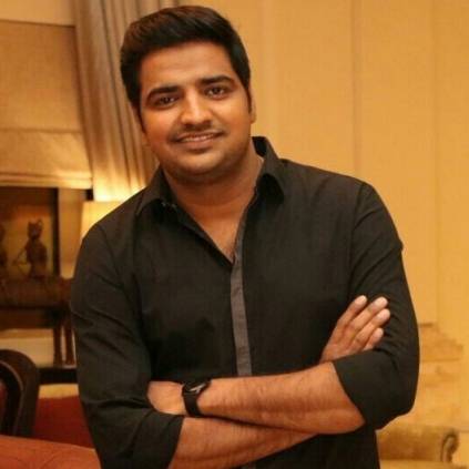 Popular actor and comedian Sathish posts video on Twitter featuring Ramesh Khanna Popular actor and comedian Sathish posts video on Twitter featuring Ramesh Khanna