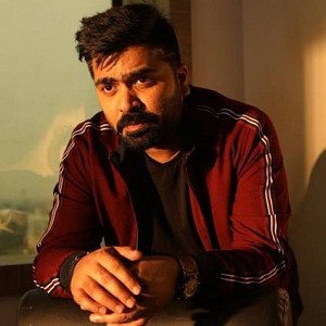 Producer Mathiyalagan speaks about STR's role in Hansika's Maha