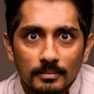 Siddharth’s “Paithyam Challenge” addresses the trending fans clash!