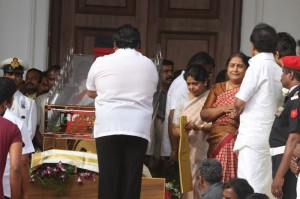 Karunanidhi death: Political leaders and Celebrities pay homage