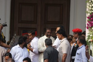 Karunanidhi death: Political leaders and Celebrities pay homage