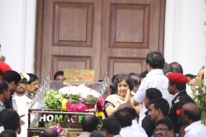 Karunanidhi death: Political leaders and Celebrities pay homage