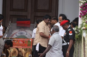 Karunanidhi death: Political leaders and Celebrities pay homage