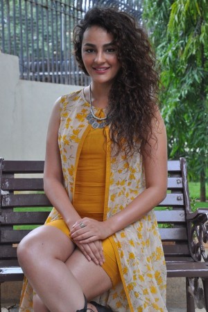 Seerat Kapoor (aka) SeeratKapoor