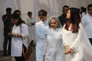 Sridevi's final journey - funeral